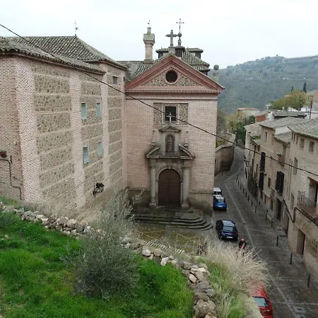 El Muro De Piedra Toledo