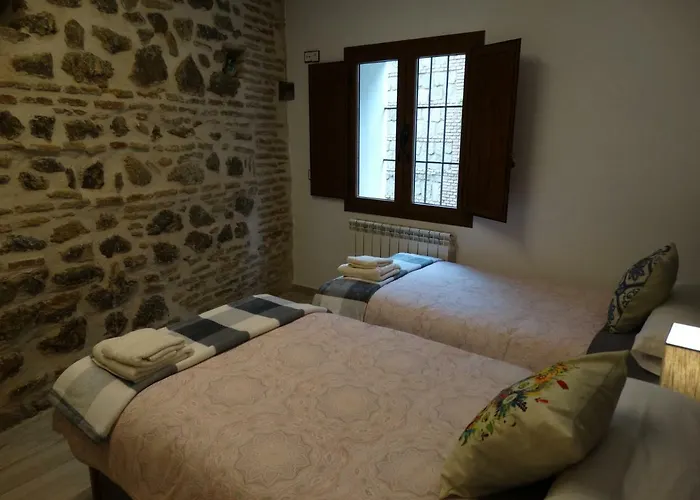 El Muro De Piedra * Toledo