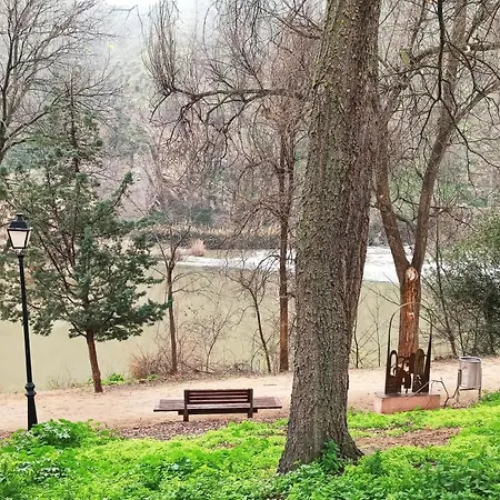 公寓 El Muro De Piedra *