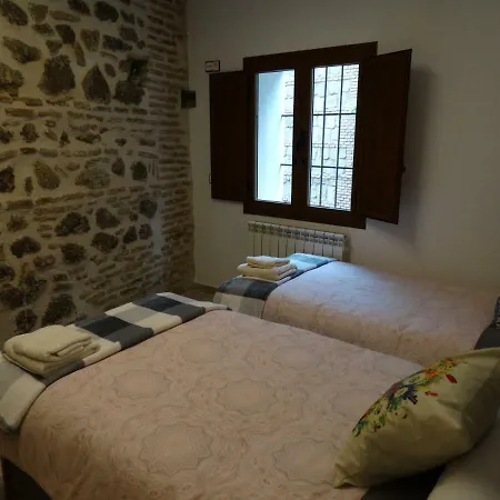 El Muro De Piedra * Toledo