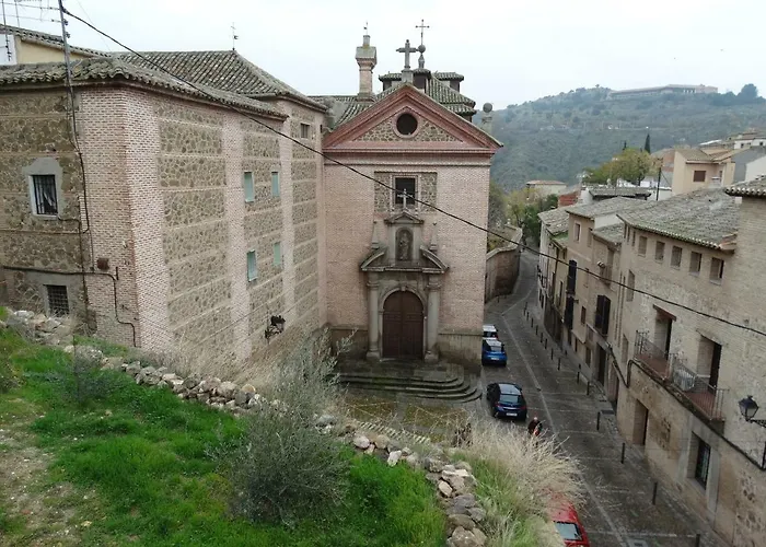 El Muro De Piedra 托萊多