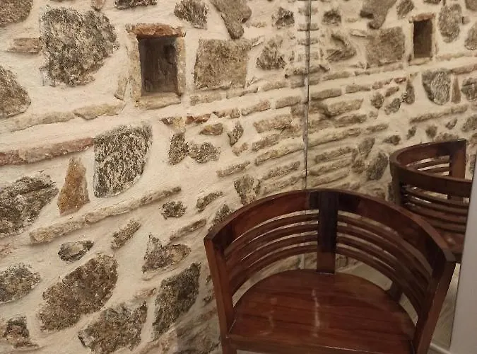 El Muro De Piedra Apartment